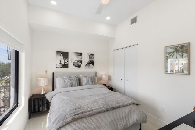 27433 Antigua Lane, Ramrod Key, FL 33042