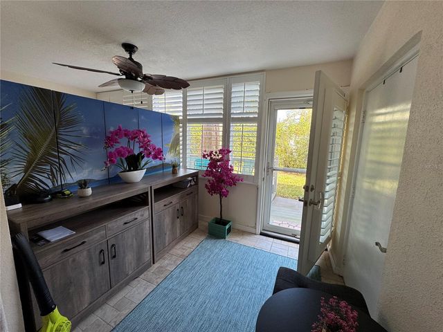 500 GLENNES LANE 107, Dunedin, FL 34698