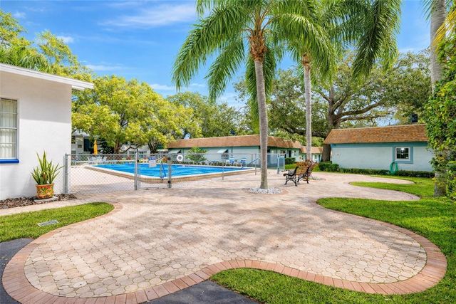 500 GLENNES LANE 107, Dunedin, FL 34698