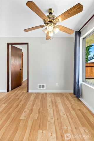 4823 103rd Place NE, Marysville, WA 98270