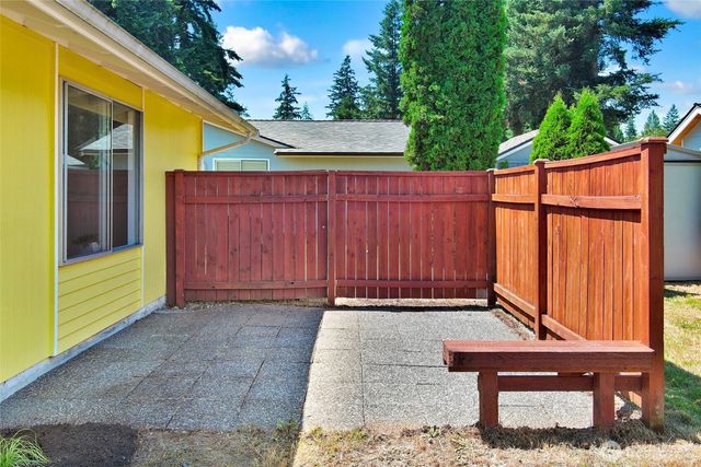 4823 103rd Place NE, Marysville, WA 98270