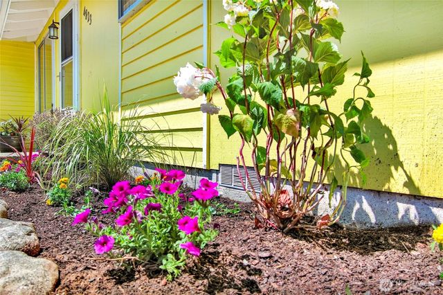 4823 103rd Place NE, Marysville, WA 98270