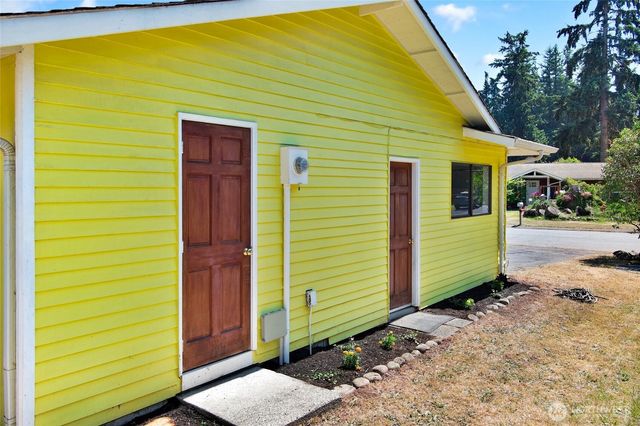 4823 103rd Place NE, Marysville, WA 98270