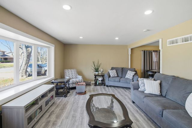 17537 Mulberry Street, Country Club Hills, IL 60478