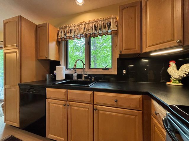 34 Johnson Hill Road, Dover, VT 05356