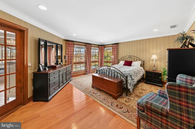 845 MALLARD DR, Whitehall, PA 18052