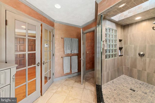 845 MALLARD DR, Whitehall, PA 18052