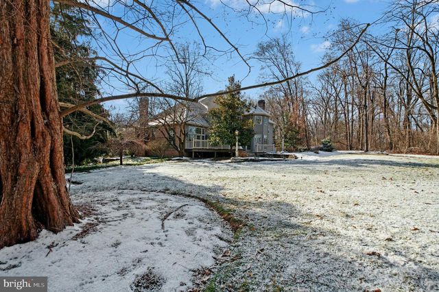 845 MALLARD DR, Whitehall, PA 18052