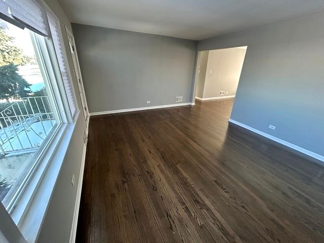 717 E 154th Street, South Holland, IL 60473