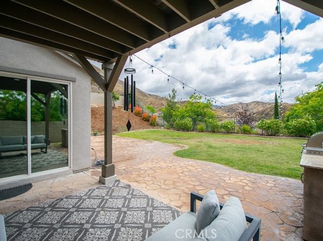 6405 Seavey Court, Highland, CA 92346