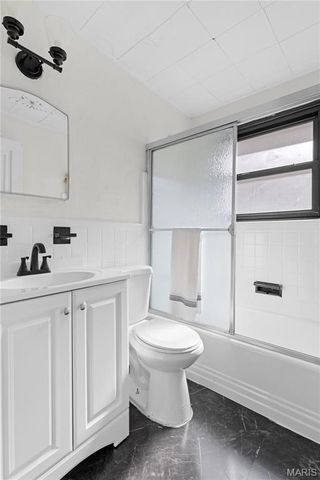 3112 Gary Drive, St Louis, MO 63121