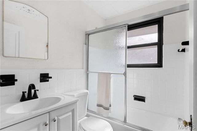 3112 Gary Drive, St Louis, MO 63121