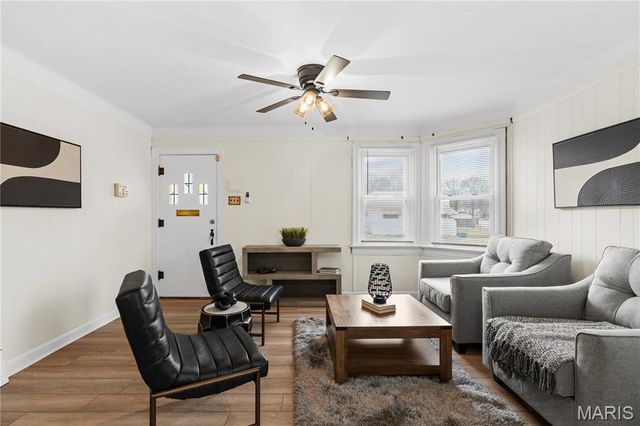 3112 Gary Drive, St Louis, MO 63121