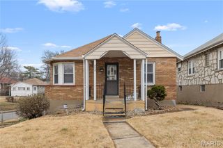 3112 Gary Drive, St Louis, MO 63121