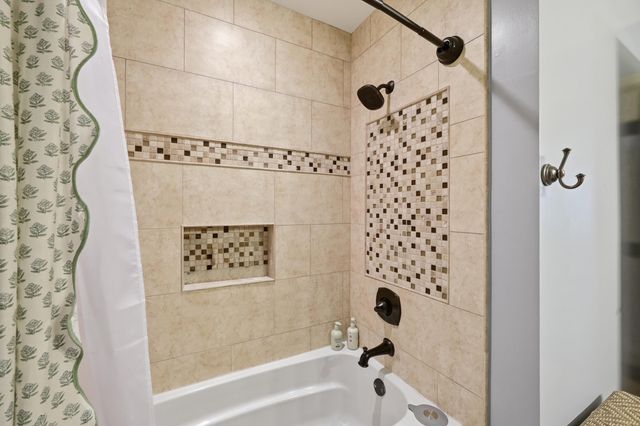 2029 Blackhorse Lane, Lexington, KY 40503