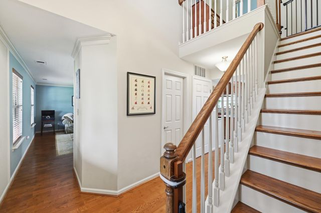 2029 Blackhorse Lane, Lexington, KY 40503