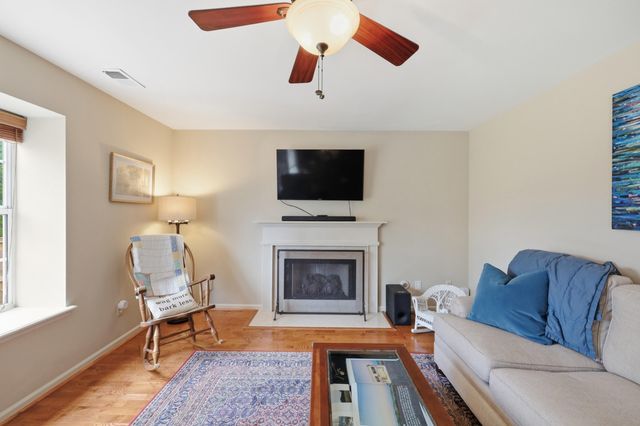 2029 Blackhorse Lane, Lexington, KY 40503