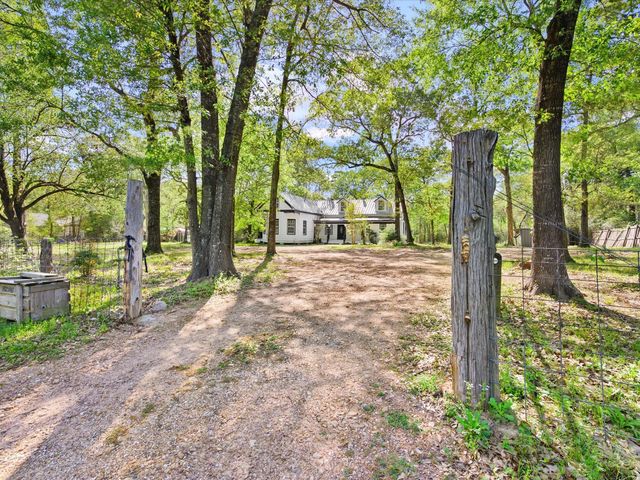 16958 Cedar Road, Plantersville, TX 77363