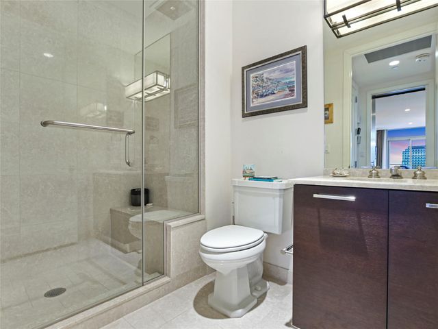 200 Congress Ave 30E, Austin, TX 78701