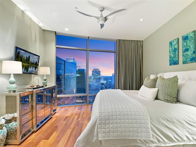 200 Congress Ave 30E, Austin, TX 78701
