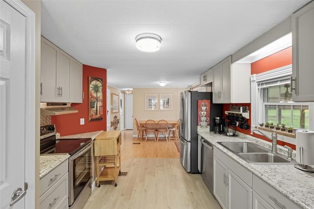 420 VIVAR, North Port, FL 34287
