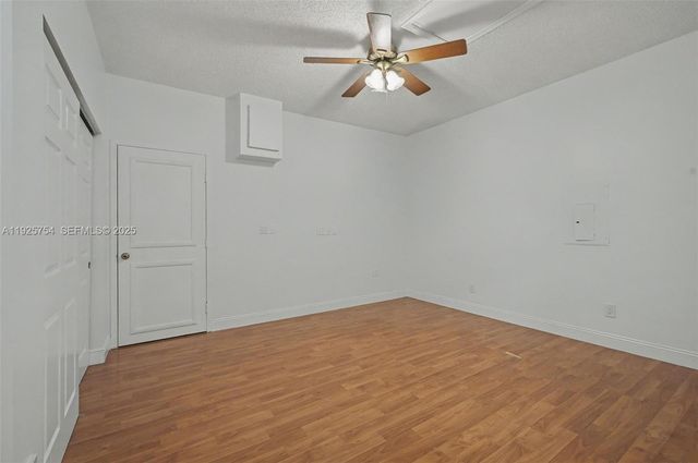 6569 Windsor Dr, Parkland, FL 33067