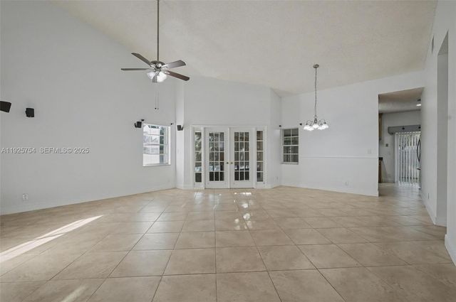 6569 Windsor Dr, Parkland, FL 33067