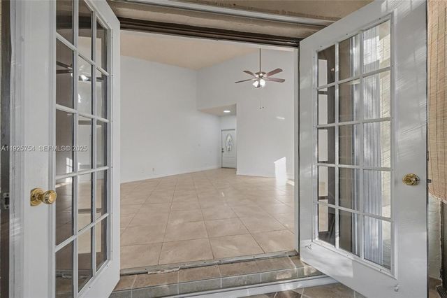 6569 Windsor Dr, Parkland, FL 33067