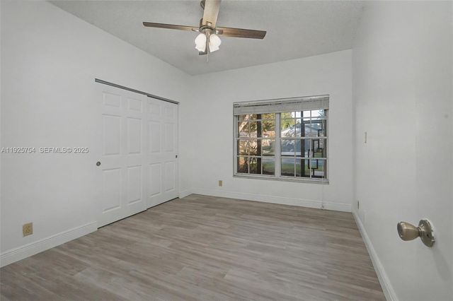 6569 Windsor Dr, Parkland, FL 33067