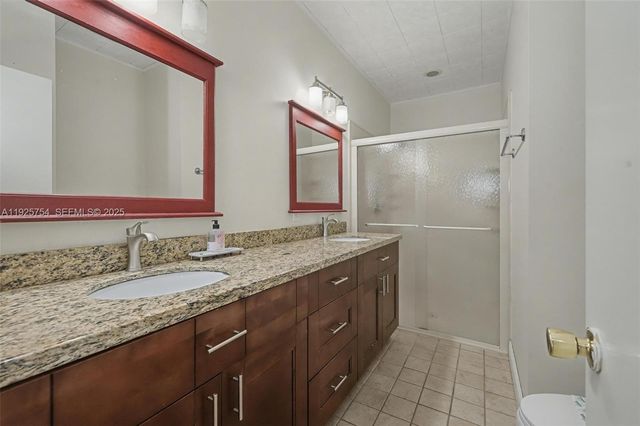 6569 Windsor Dr, Parkland, FL 33067