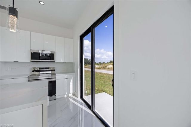 1053 Marine AVE S, Lehigh Acres, FL 33974