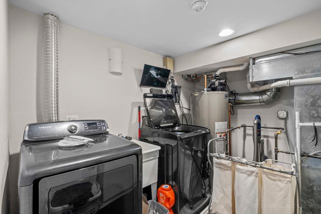 2927 W Wilcox Street, Chicago, IL 60612