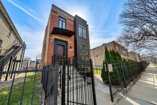 2927 W Wilcox Street, Chicago, IL 60612