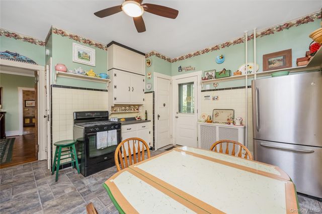 67 Davison Place, Rockville Centre, NY 11570