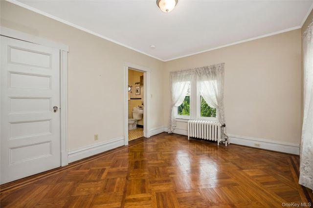 67 Davison Place, Rockville Centre, NY 11570