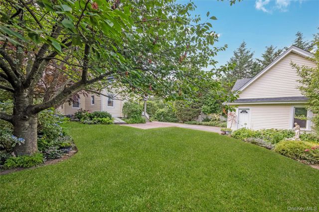 67 Davison Place, Rockville Centre, NY 11570