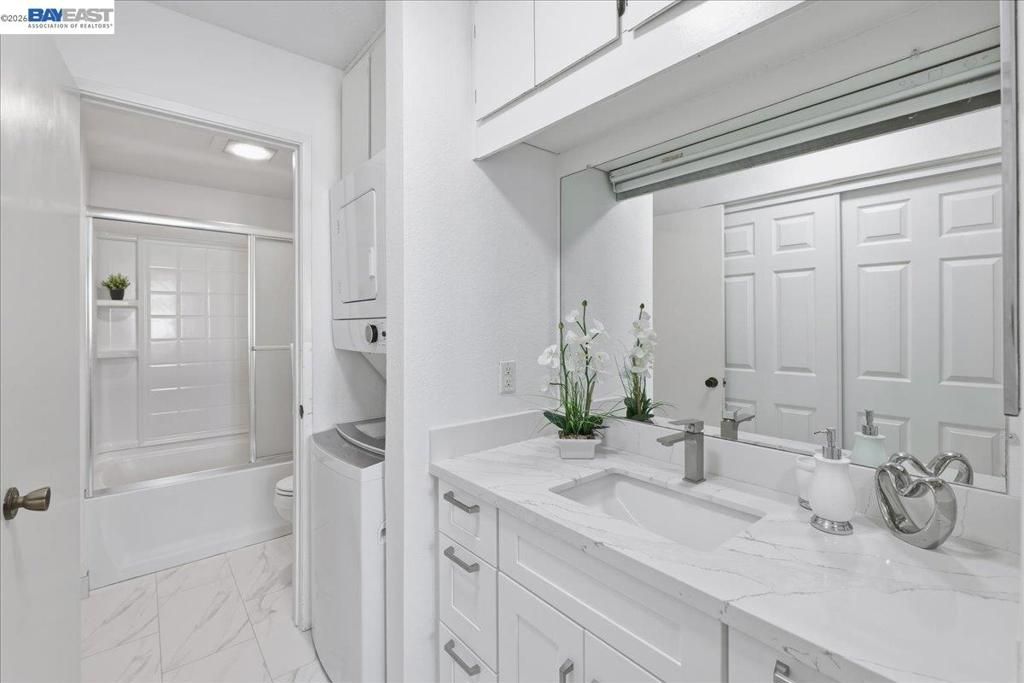 Image 13 of property listing at 34362 34362 Enea Ter, Fremont, CA 94555