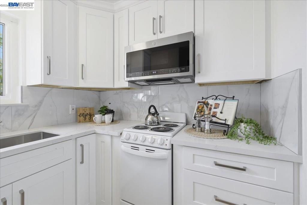 Image 23 of property listing at 34362 34362 Enea Ter, Fremont, CA 94555