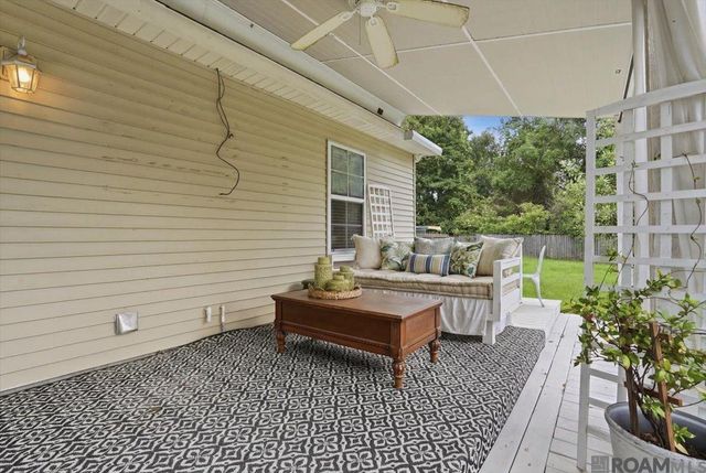 21 Pecan Grove Ct, Covington, LA 70433
