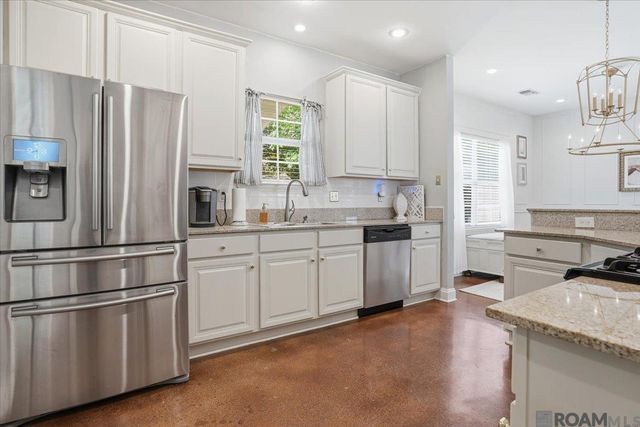 21 Pecan Grove Ct, Covington, LA 70433