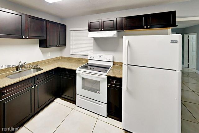 1107 SW 22nd Terrace, Fort Lauderdale, FL 33312