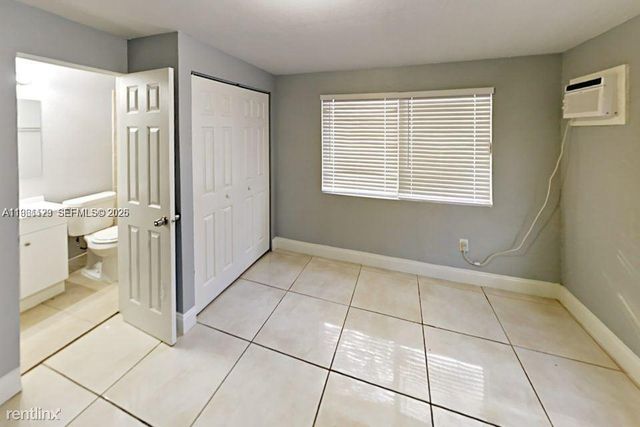 1107 SW 22nd Terrace, Fort Lauderdale, FL 33312