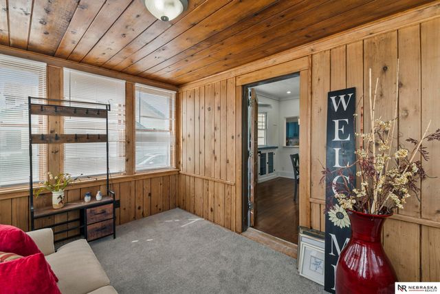 5900 N 24th Street, Omaha, NE 68111