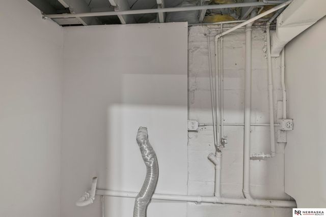 5900 N 24th Street, Omaha, NE 68111