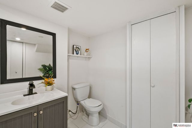 5900 N 24th Street, Omaha, NE 68111