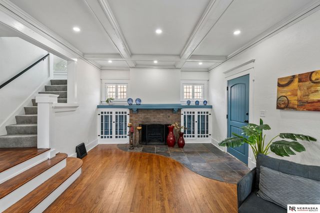 5900 N 24th Street, Omaha, NE 68111