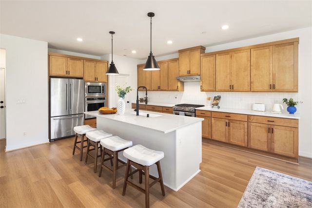 27012 NE 141st Place, Duvall, WA 98019