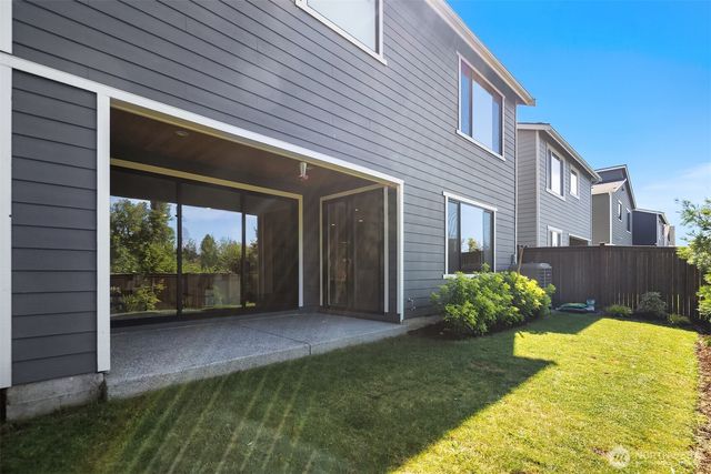 27012 NE 141st Place, Duvall, WA 98019