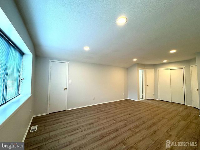 104 Sayre Drive, Plainsboro, NJ 08540