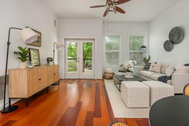 870 Inman Village Parkway NE 201, Atlanta, GA 30307